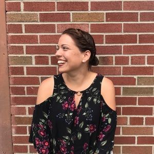 Meet your Posher, Lauren